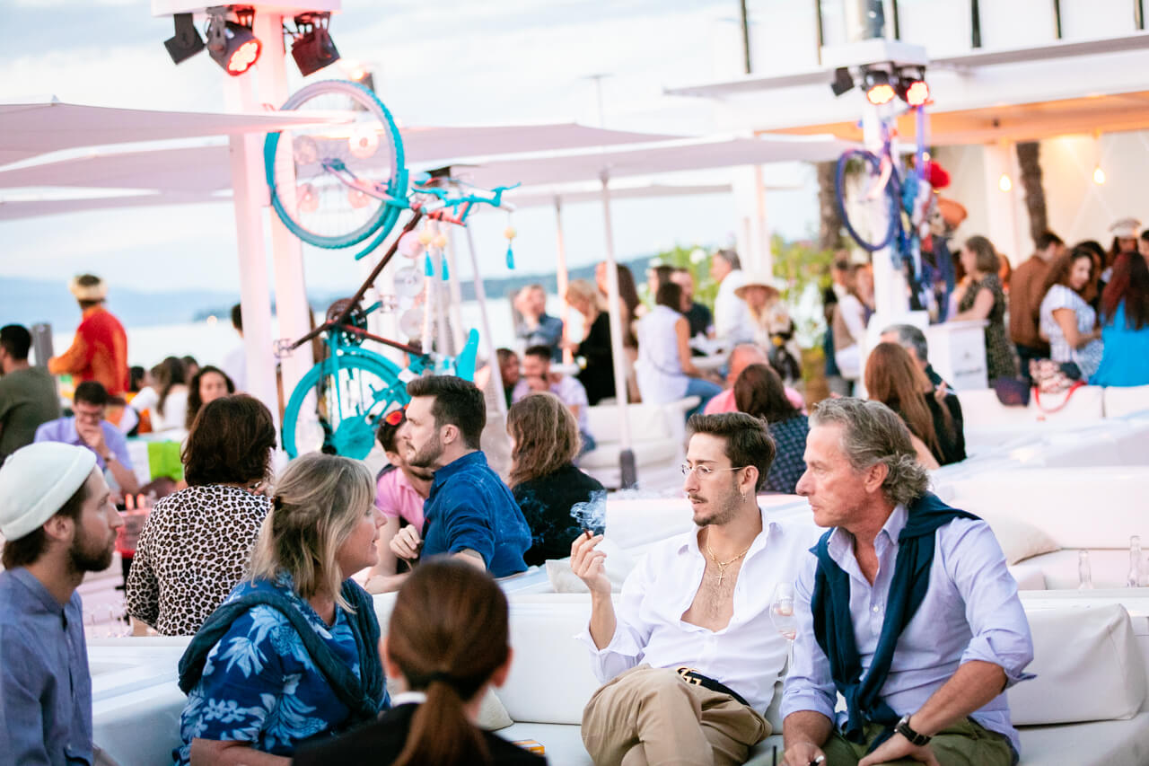 The terrace fills for golden hour